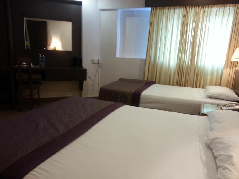 Oyo 106 Beach Hotel Singapore Ngoại thất bức ảnh