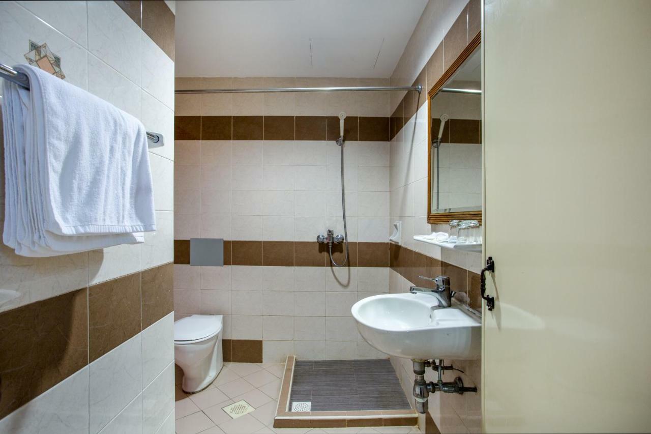 Oyo 106 Beach Hotel Singapore Ngoại thất bức ảnh